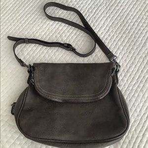 Moda Luxe crossbody purse